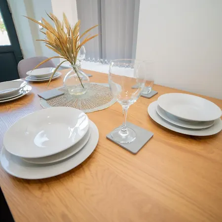 Stylish 3-Bedroom Townhouse In Leeds: Ideal For Leisure & Corporate Stays Лидс Экстерьер фото