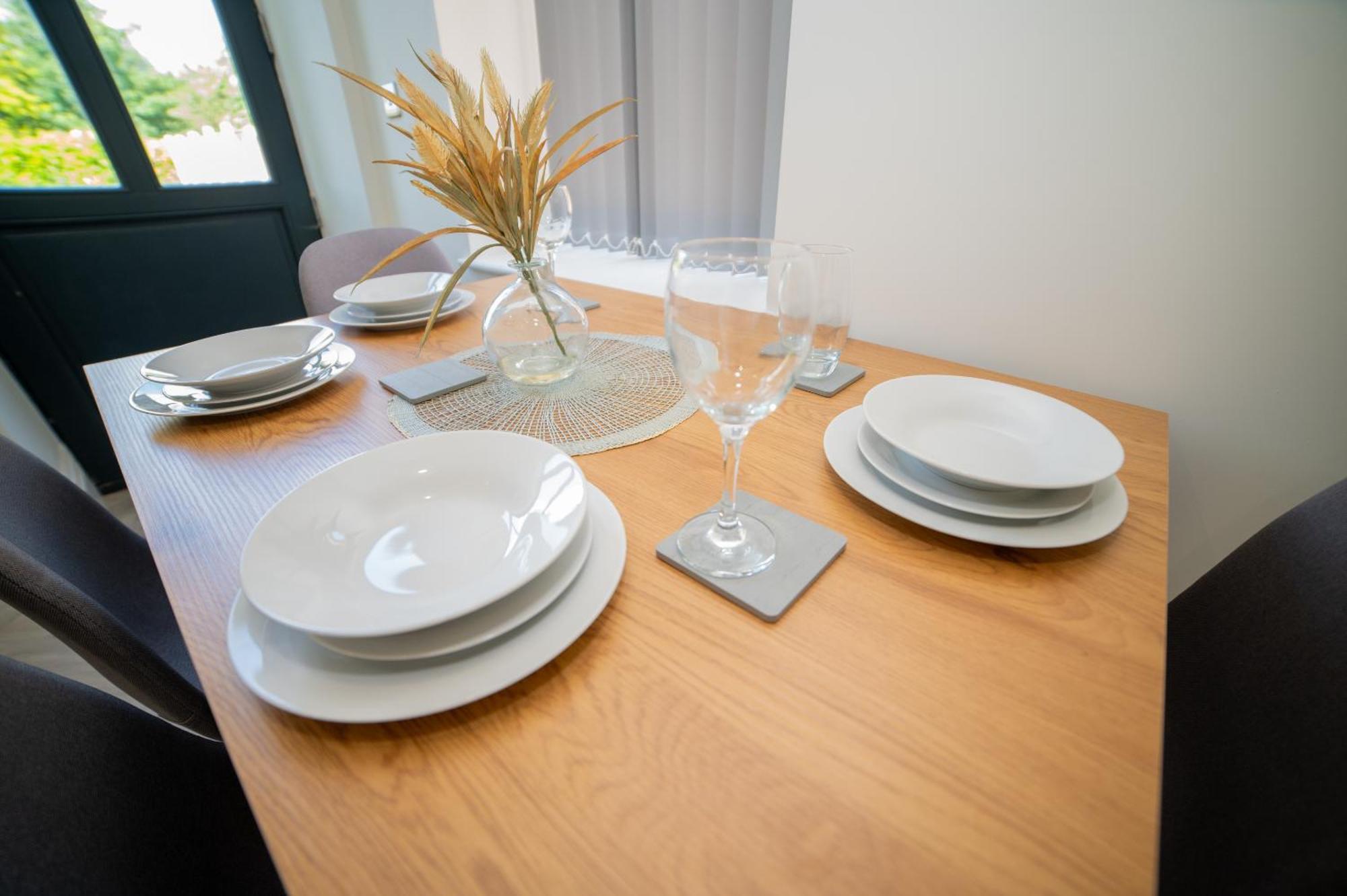 Апартаменты Stylish 3-bedroom Townhouse In Leeds: Ideal For Leisure & Corporate