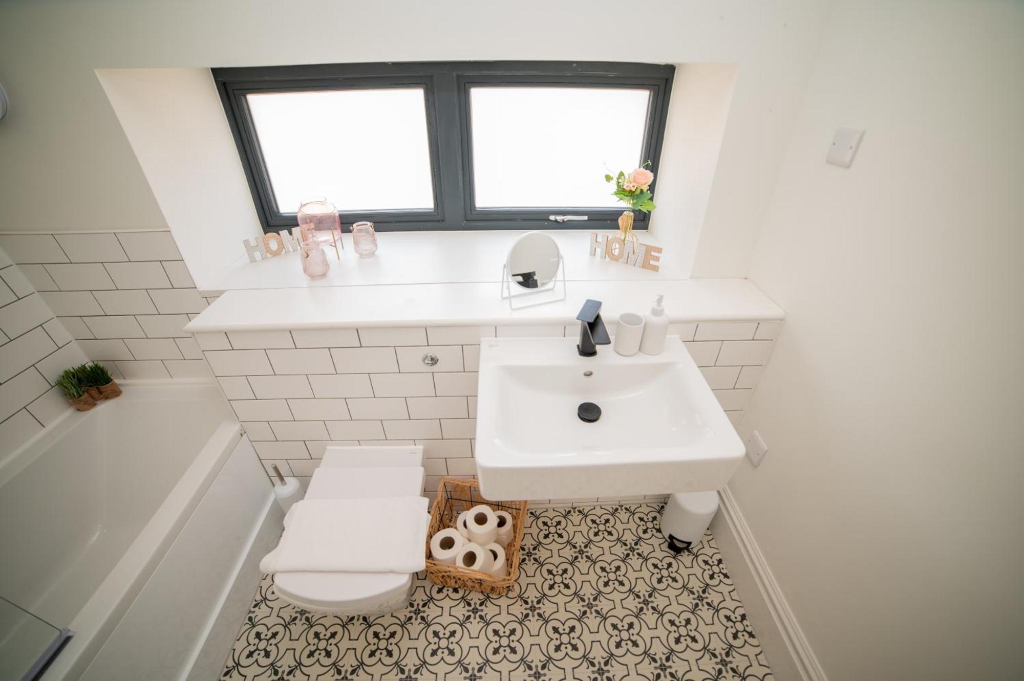Apartment Stylish 3-bedroom Townhouse In Leeds: Ideal For Leisure & Corporate Leeds (West Yorkshire)